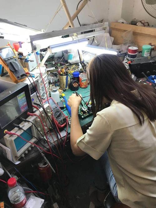 電梯變頻器維修電話，電梯變頻器維修視頻教程